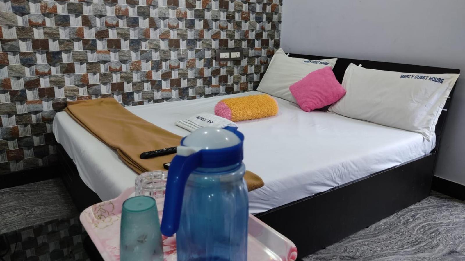 Mercy Inn Chennai Bagian luar foto