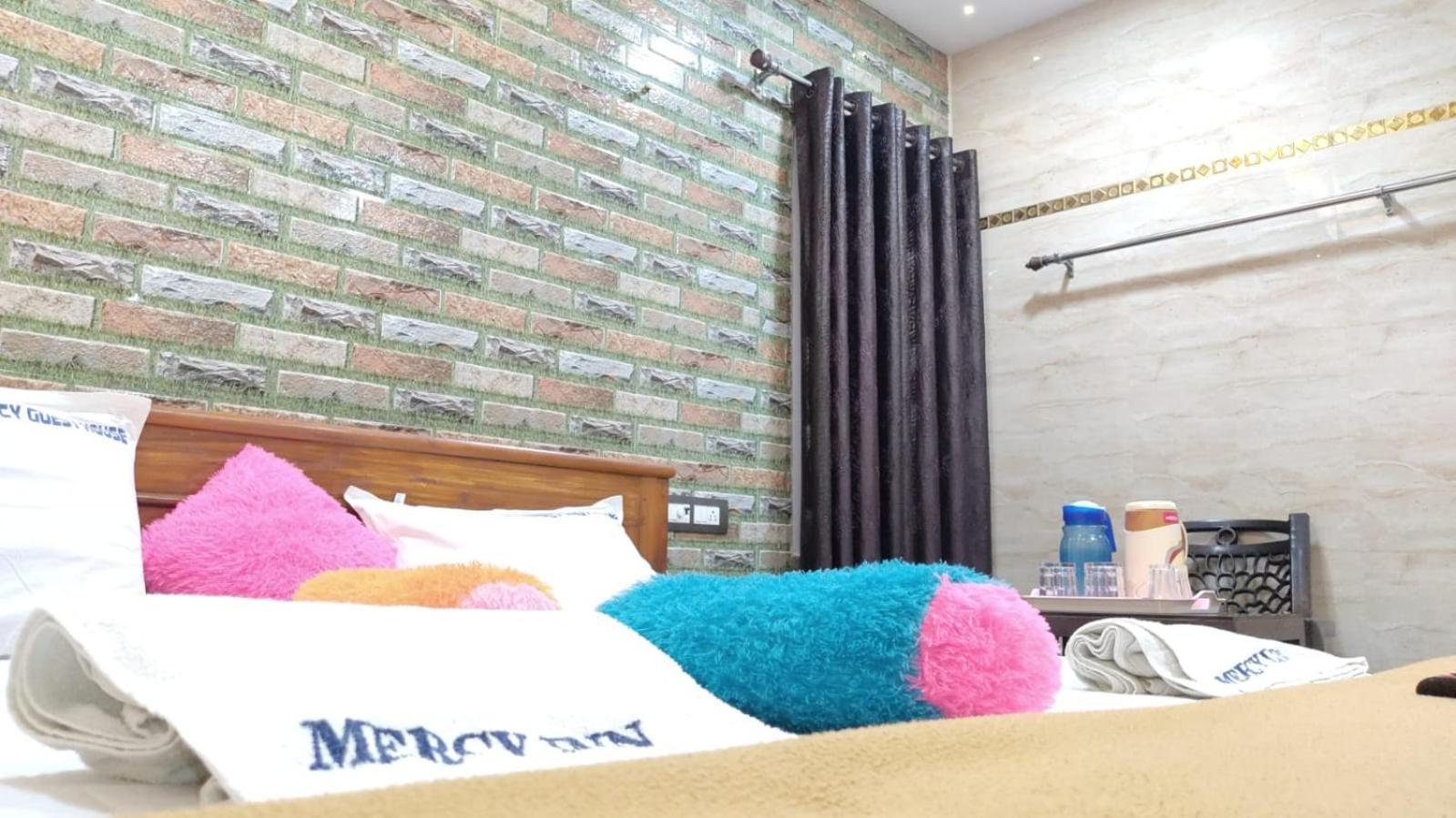 Mercy Inn Chennai Bagian luar foto